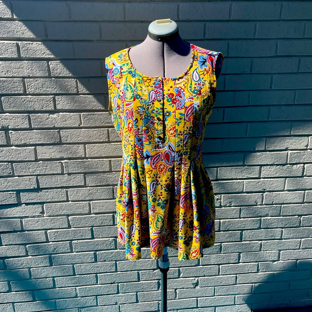 Retro 60s paisley top ✌️
